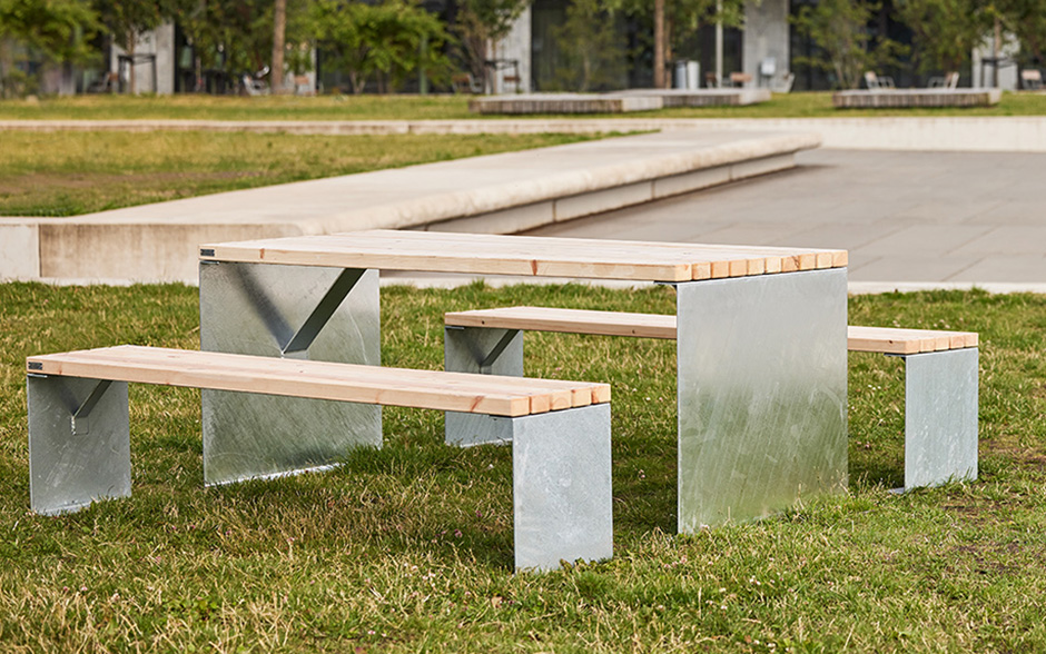 LINN tafel staal & hout