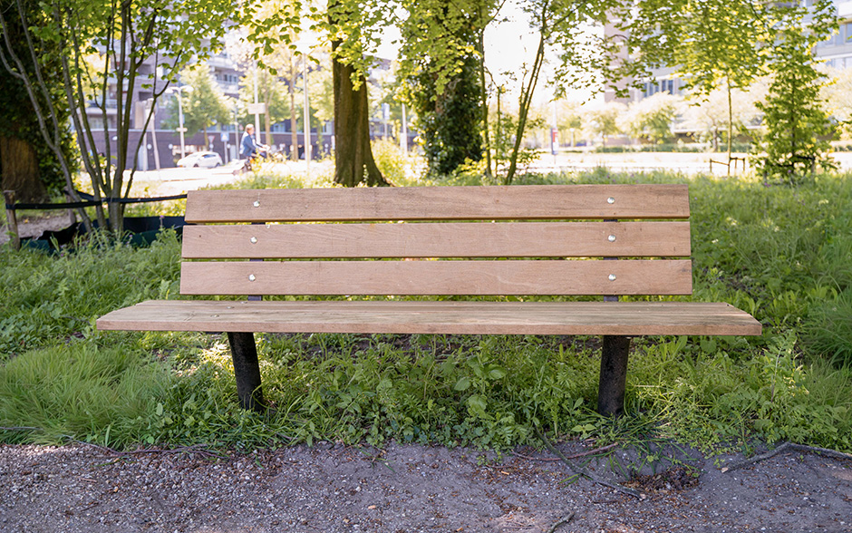 Delta bank hout enkelzijdig met rugleuning