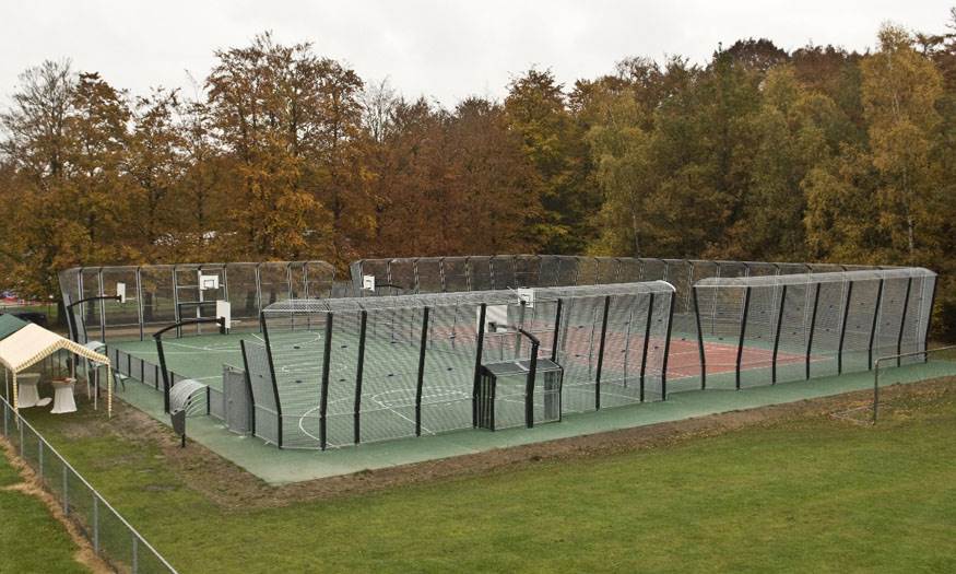 Dubbel Omnistadium bij een camping in Appelscha